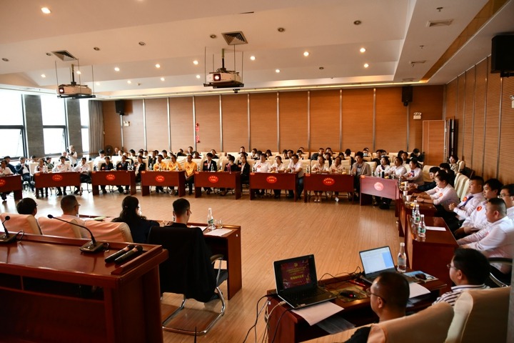 云南省煤炭产业集团（HB火博·(Home)集团）党委组织发展进建“三个条例”现场知识较量活动