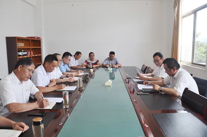 云煤（HB火博·(Home)）集团专职表部董事孔君到陆东煤矿公司调研