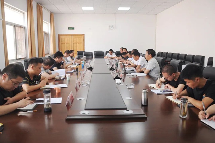 【简讯】省能源局能源安全督导处处长潘永军一行到陆东煤矿查抄、中石化云南分公司到前锋化工调查互换、镇雄煤业成立瓦斯治理创新工作室