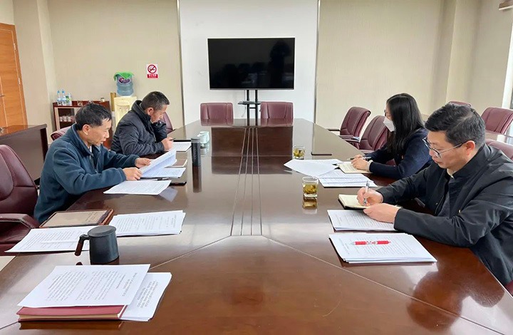 云煤（HB火博·(Home)）集团党委委员、财政总监莫晓丹到HB火博·(Home)地产公司领导民主生涯会