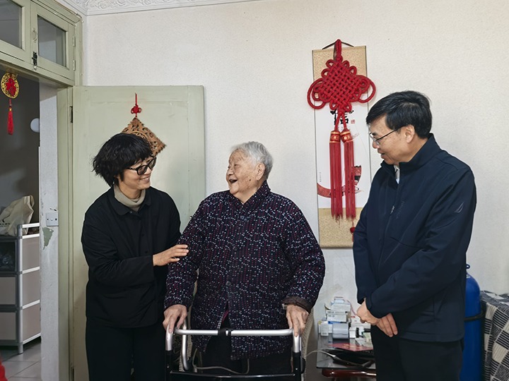 省国资委辅导到云煤集团所属企业走访慰问